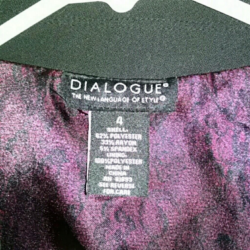 Women's pant suit. - Picture 4 of 4